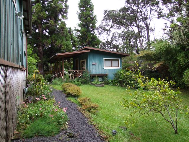 Volcano Country Cottages Volcano Hawaii August 30 2006