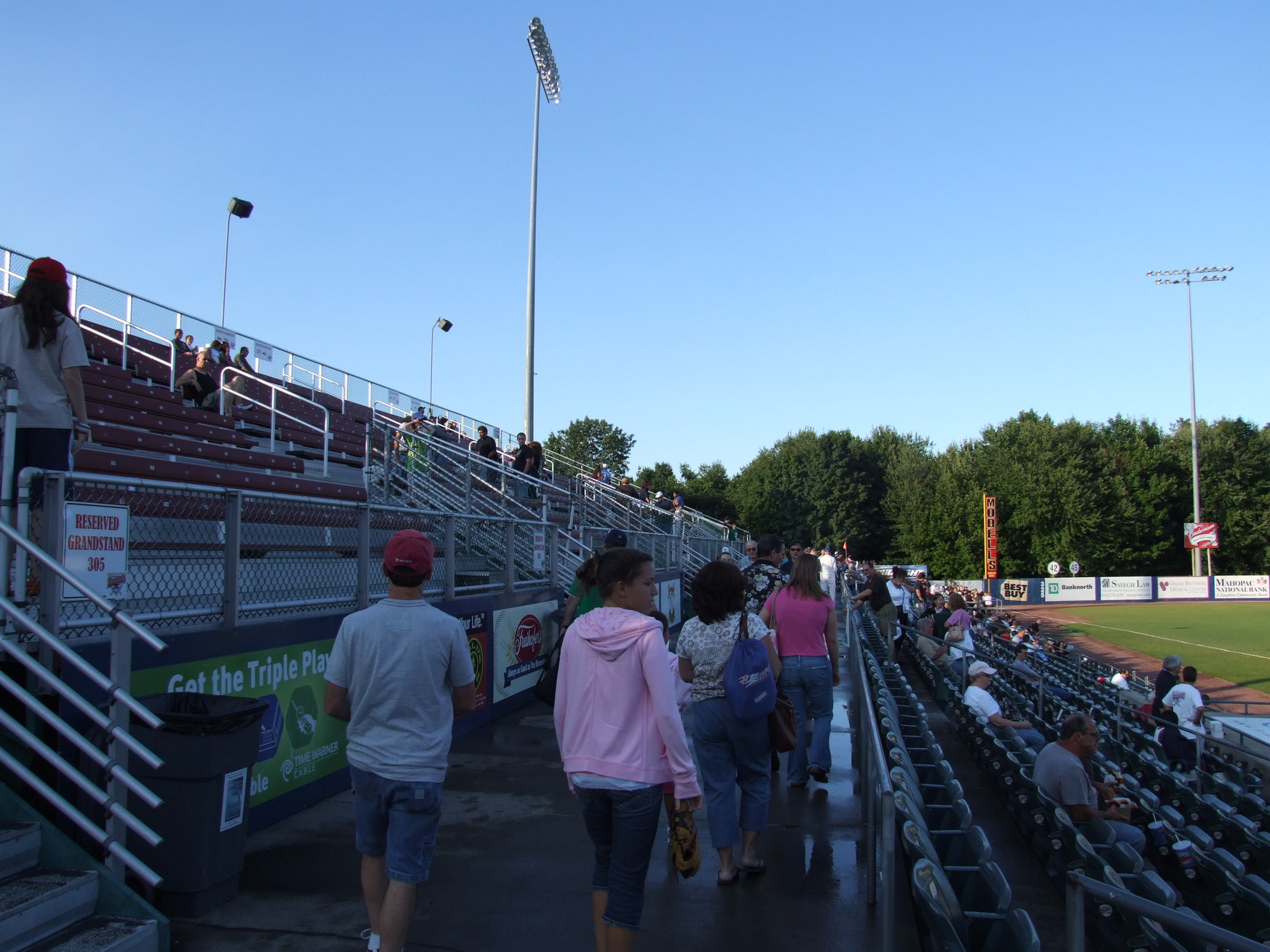 Oneonta Tigers vs. Hudson Valley Renegades, Duchess Stadium, Fishkill