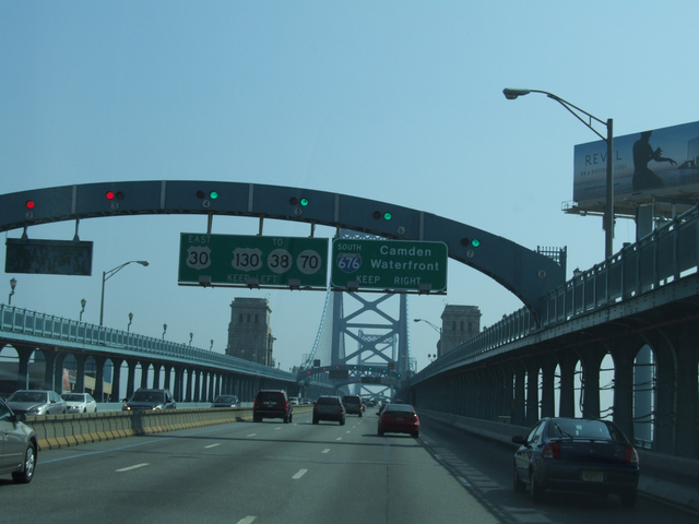 how to get from atlantic city airport to philadelphia