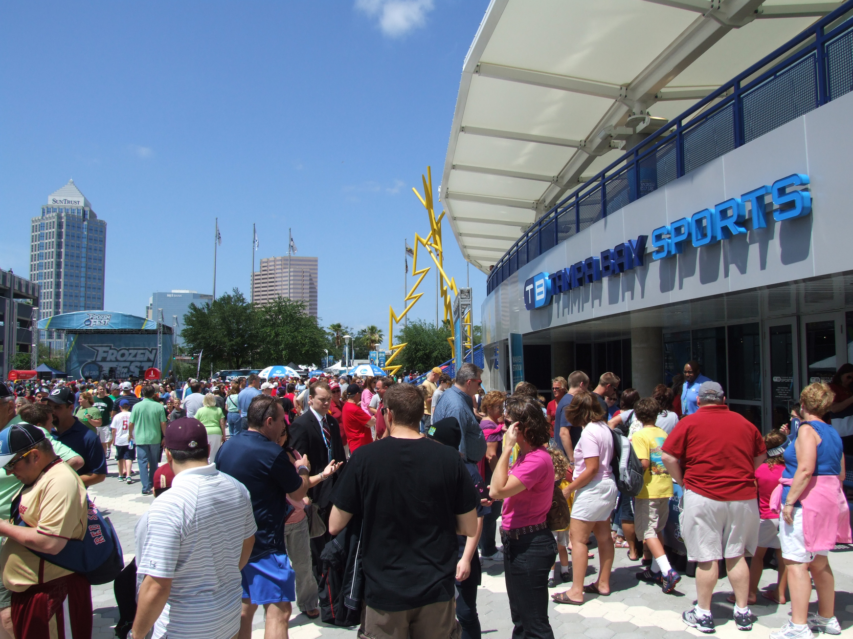 Frozen Four in Tampa April 5, 2012
