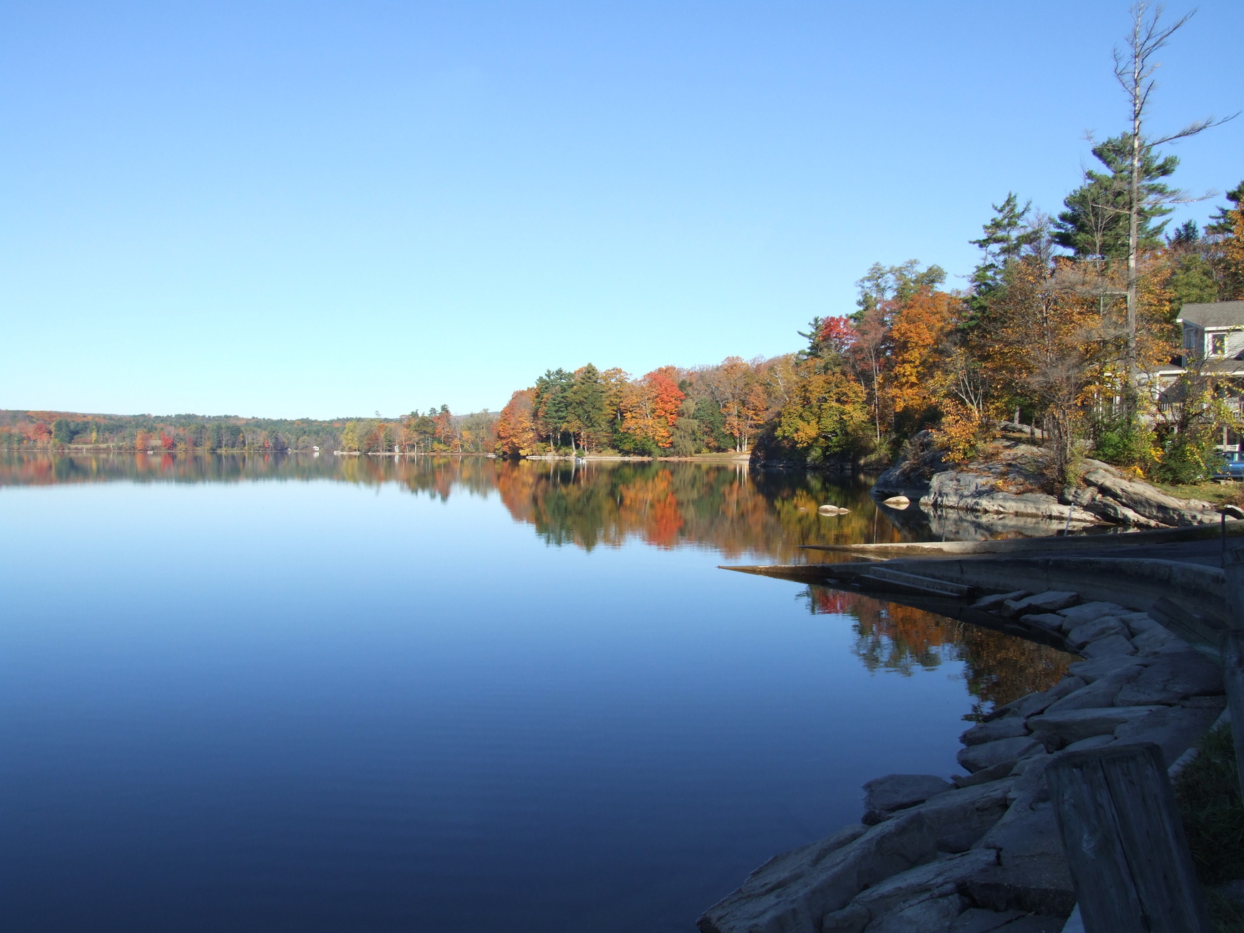 Laurel Lake, Lee, Massachusetts - October 22, 2007