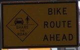bikerouteahead-use7ave-close.jpg