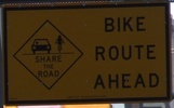 bikerouteahead-use7ave-close.jpg